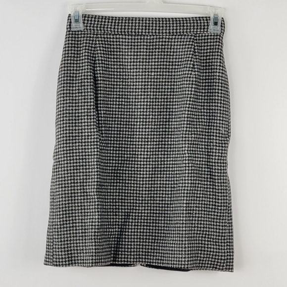 J. Crew Dresses & Skirts - SEE NEW LISTING J.Crew 100% Wool Skirt Black Houndstooth Pattern Womens Black